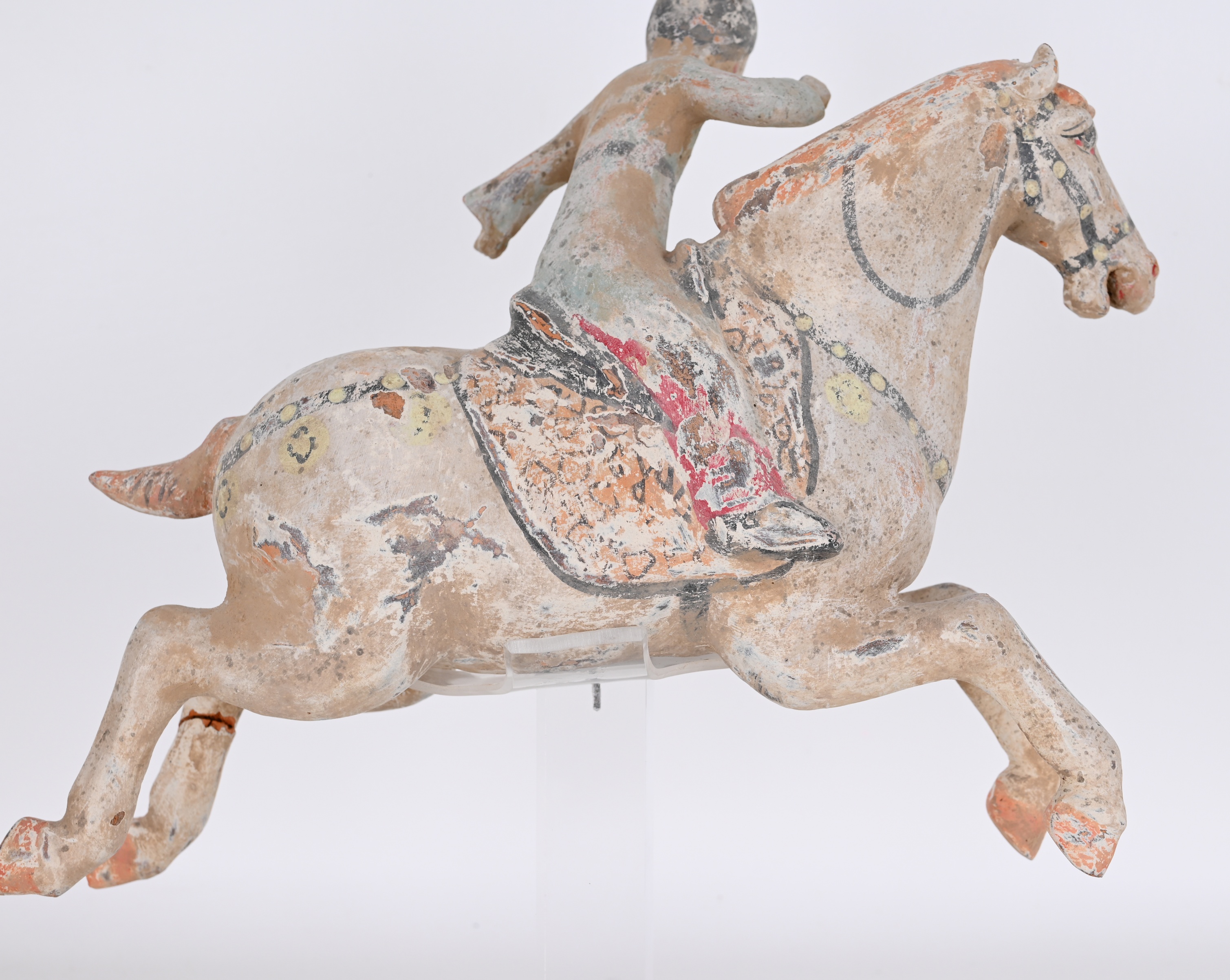 Tang Dynasty, Rare Female Polo Player on Horseback - Image 9 of 10