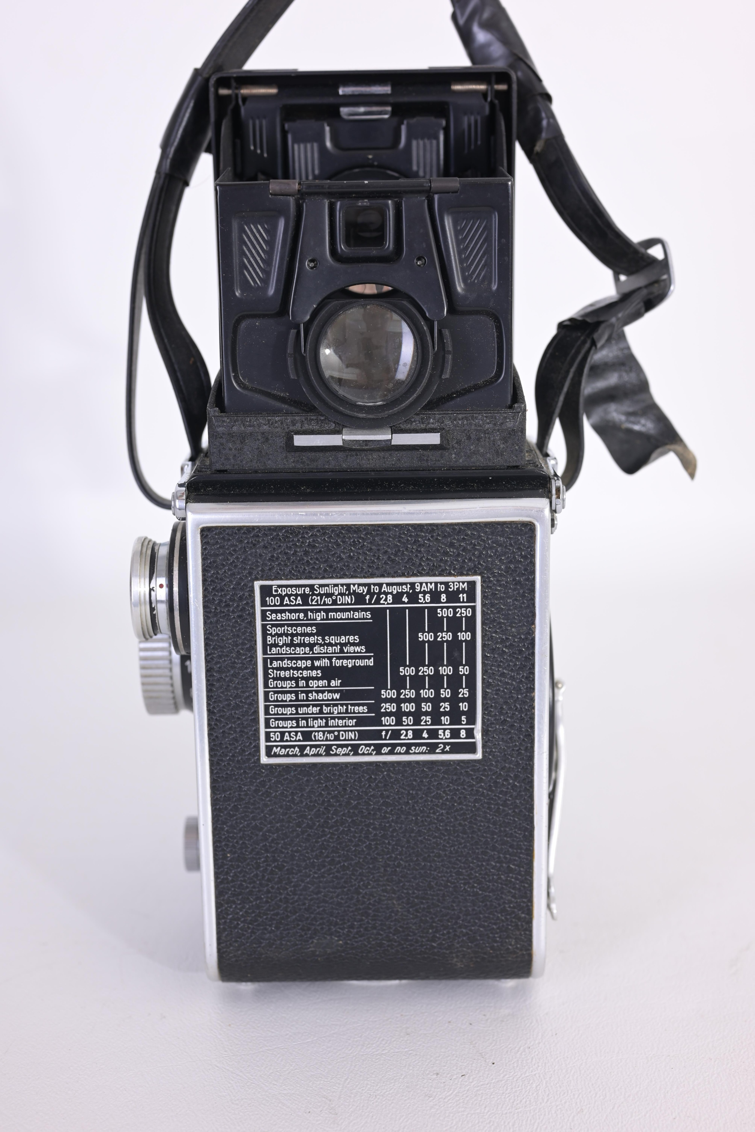 Rolleiflex 2.8 Series Type 2 Camera - Image 4 of 10