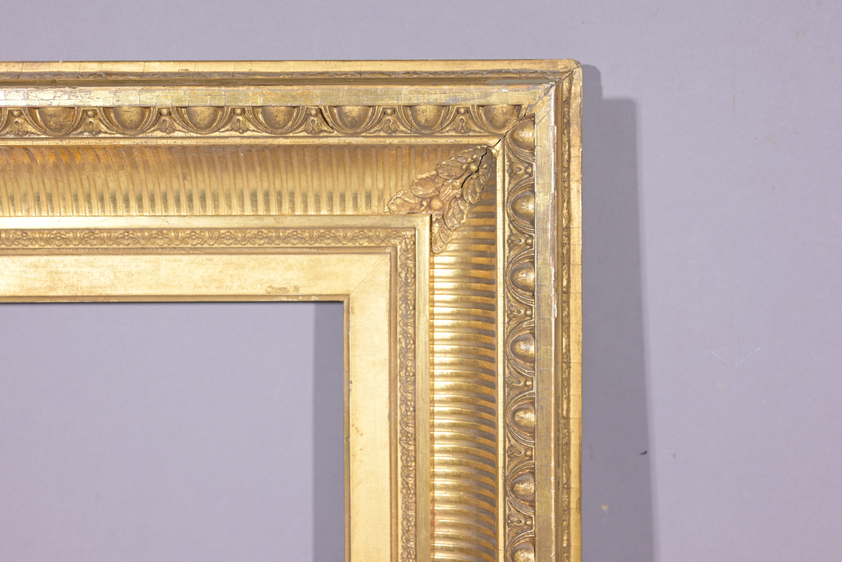 American c.1870's Fluted Cove Frame - 17.5 x 10 - Image 3 of 8