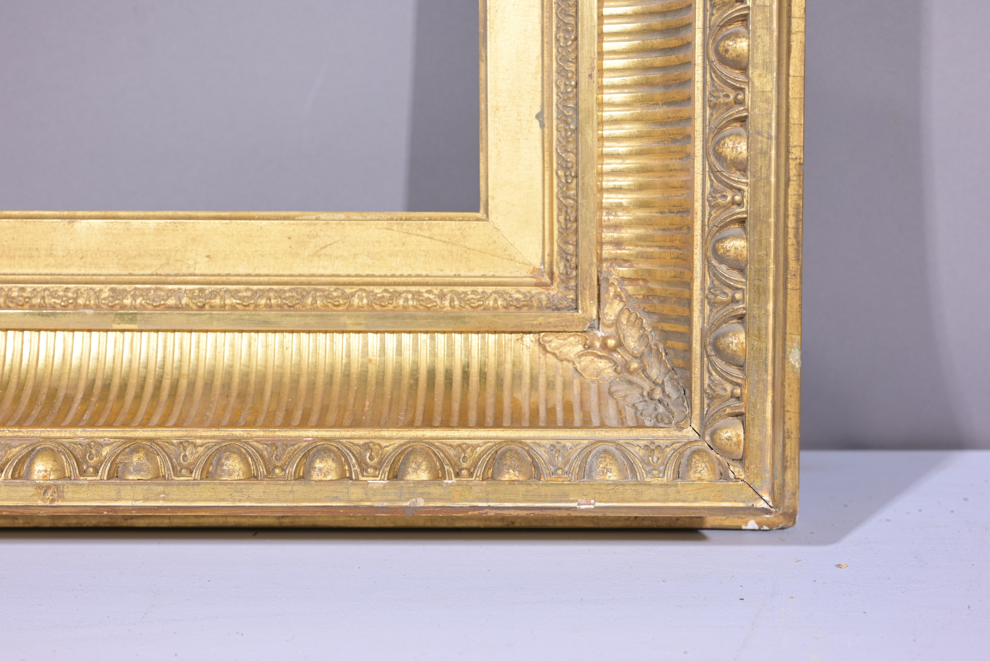 American c.1870's Fluted Cove Frame - 17.5 x 10 - Image 4 of 8