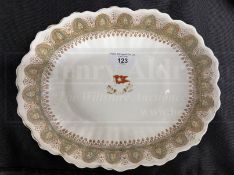 WHITE STAR LINE: First-Class Wisteria ceramic serving dish with house flag to centre.