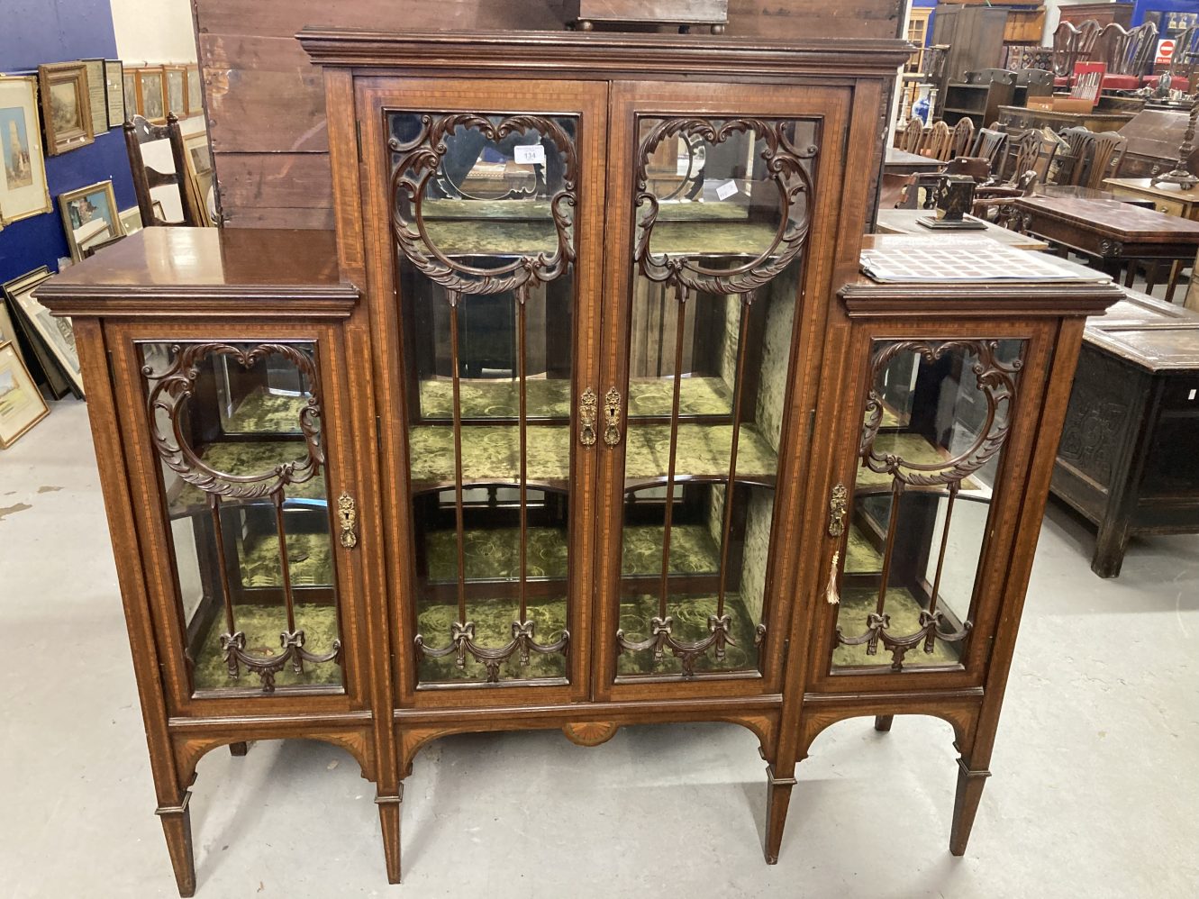 Edwardian inlaid mahogany china display cabinet with three compartments, moulded top and front - Image 6 of 7