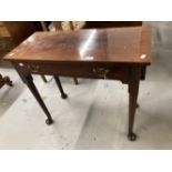 18th/19th cent. Cuban mahogany single flap drop leaf table with single drawer on turned tapered