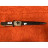 Militaria/Edged Weapons: Wilkinson MK1 bayonet and scabbard marked VR II 99 Wilkinson London.