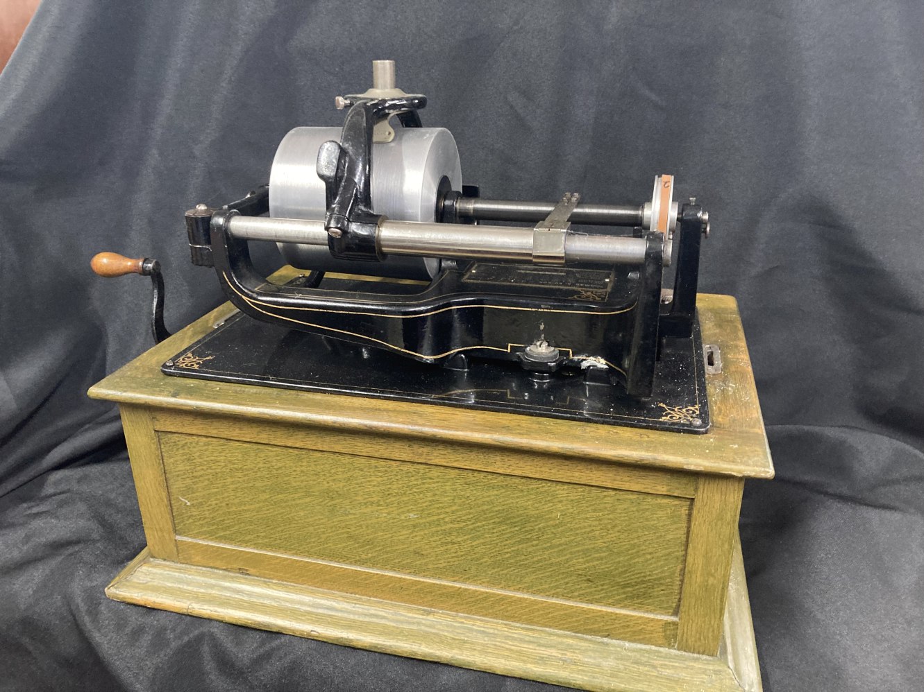 Mechanical Music Property of Local Collector. Edison Duplex Cylinder Phonograph serial no. C10576 - Image 6 of 9