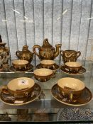 Early 20th cent. Japanese ceramics Mieji period The Immortals satsuma ware tea set, teapot (lid A/