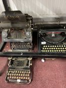 Typewriters: Early 20th cent. Remington portable black Japanned cased, handle A/F. Plus early 20th