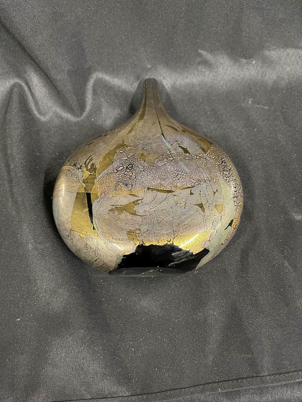 Glass: Isle of Wight large teardrop vase with label to base. 8½ins. - Image 6 of 6