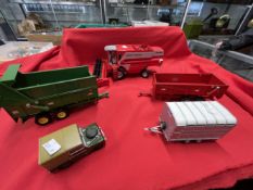 Toys: Diecast Britain's Farming Machinery includes Massey Ferguson 7200 Combine Harvester, 12