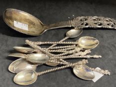 Norwegian Silver: Serving spoon Brødrene Lohne of Bergen, 830g. Approx. 3oz. Plus a set of twelve