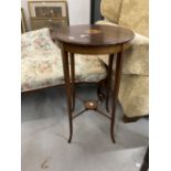 Edwardian mahogany plant stand , the round top with central panel of satinwood and stringing on