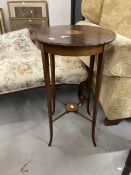 Edwardian mahogany plant stand , the round top with central panel of satinwood and stringing on