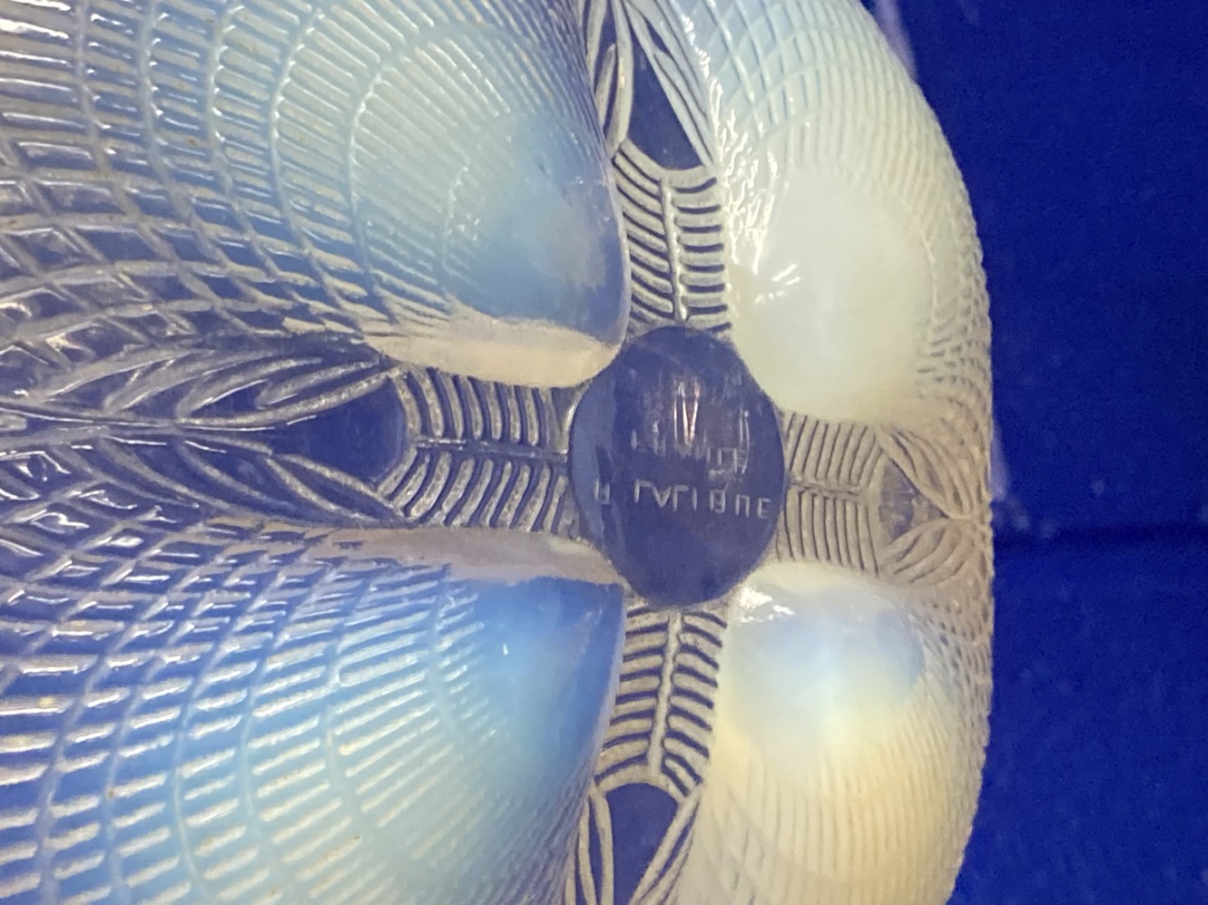 R. Lalique: Opalescent glass Coquilles bowl marked R. Lalique France. No. 3201. 8¼ins. x 3¼ins. - Image 4 of 6