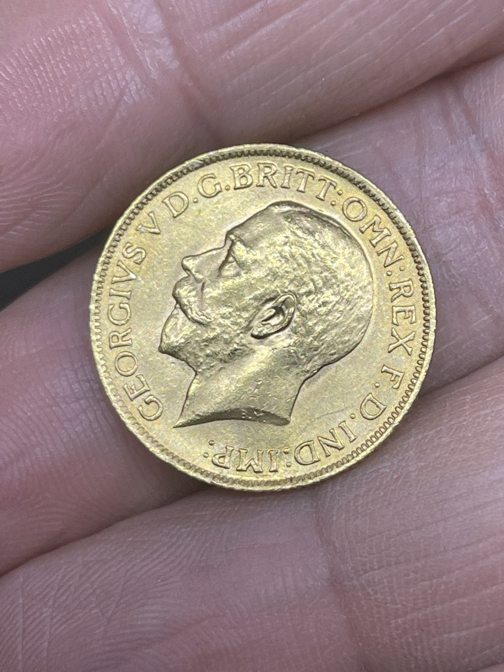 Coins: 1918 George V Sovereign.