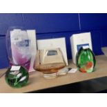 Caithness: Paperweights Festive Kisses boxed and Jubilee Rose, Caithness Commemorative topaz