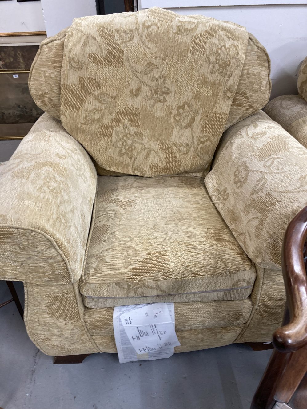 20th cent. Upholstered settee and armchair. Tuscany model, the settee 7ft. x 37ins. Chair 41ins. x - Bild 3 aus 3