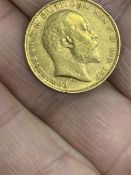 Gold Coins: 1902 King Edward VII full Sovereign. 8g.