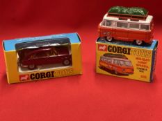 Toys: Diecast Corgi Toys 1969, 260 Renault 16 TS metallic maroon, yellow interior, boxed. Plus SO8