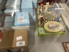 Beatrix Potter: Friends of Peter Rabbit figurines. Tailor of Gloucester, Tom Kitten, Peter rabbit,