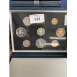 Numismatics: Coins, proof sets Royal Mint coins of the United Kingdom Year sets 1983 - 1989, most