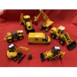 Toys: Diecast Britain's Farming JCB licensed products. Includes 3CX Backhoe Loader, 40576 Ford