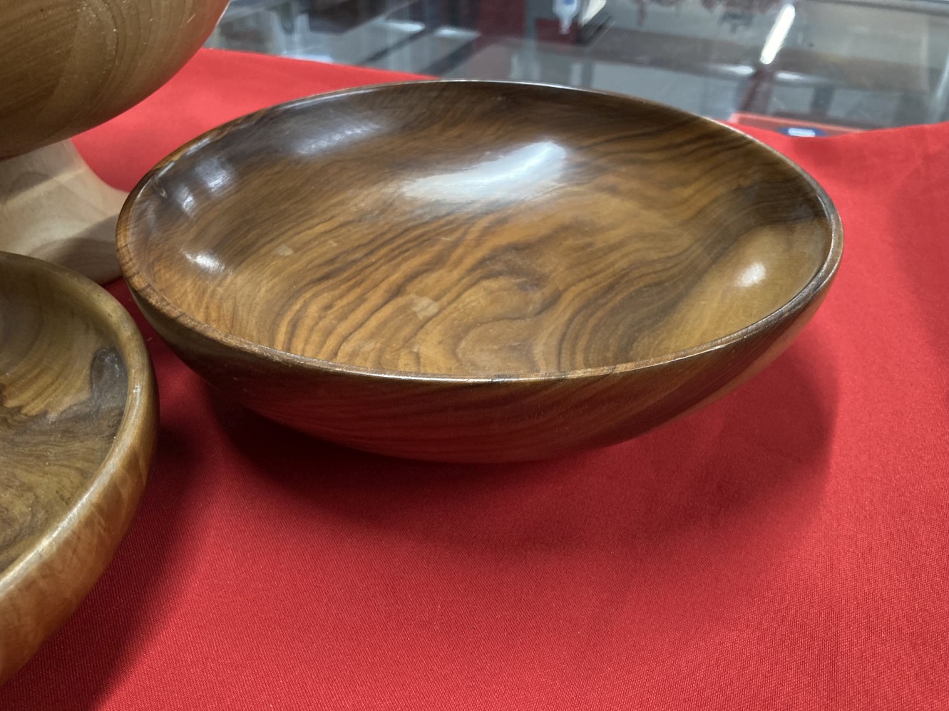 20th cent. Treen: Turned English walnut large rimmed bowl 13ins, small limewood bowl 5ins, block - Image 3 of 6