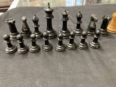 Games & Pastimes: Staunton ebony and boxwood chess set, minor damage to black king, queen,