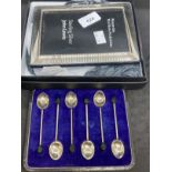 Hallmarked Silver: Set of six cased coffee spoons with coffee bean finials, Sheffield 1927, plus