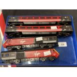 Toys: Model railways Hornby OO scale Class 43 125 High Speed Train Set MK3 coaches Virgin livery.