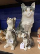 20th cent. Ceramics: Winstanley cats, grey tabby mother cat seated pose, begging kitten and seated