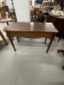 Early 20th cent. Mahogany side table, shaped frieze on square tapered legs. 44ins. x 19½ins. x 30½