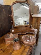 Early 20th cent. Mahogany dressing table mirror with serpentine base plus three pieces of decorative