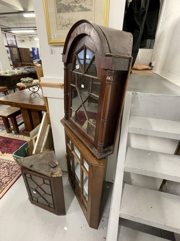 Early 19th cent. Small astragal glazed mahogany corner cupboard. 22ins. x 17¾ins. Oak corner - Image 2 of 2