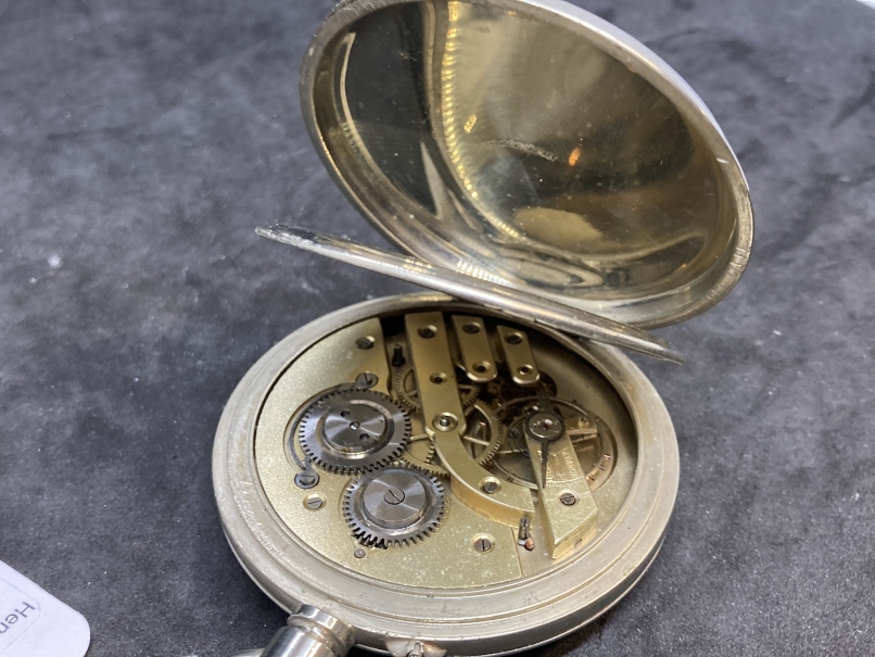 Watches: Goliath Steel pocket watch signed Rowell of London, slight chip to the enamel face. Dia. - Bild 3 aus 4