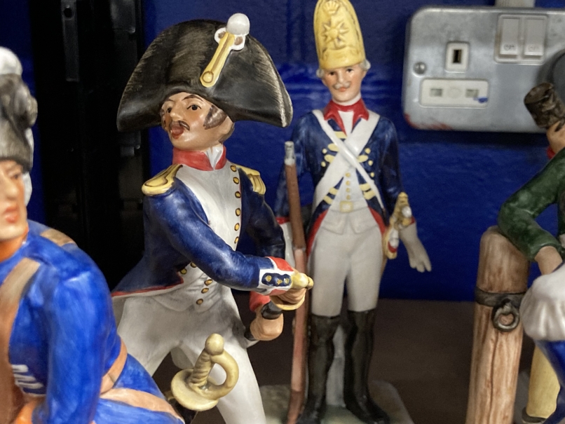 20th cent. Ceramics: Goebel Napoleonic Wars, soldier figurines including LF6, 7, 8, 9, 10, 11, 13, - Image 2 of 4