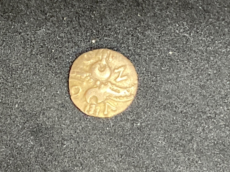 The Late Tom Hunter Collection Celtic Coins: Catuvellauni Andoco Crescent Wreath. Sills class 1, - Image 3 of 3