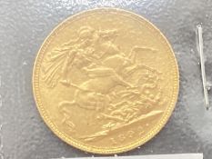 Gold Coins: Full Sovereign Queen Victoria 1892.