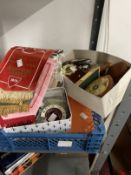 Caravan Club Collectables: Includes a selection of pennants late 1960s to mid 1980s, a folder of