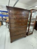 Late 18th cent. Mahogany chest on chest moulded cornice above two short, three long drawers, a