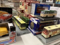 Toys & Models: Diecast buses and coaches including seven Atlas Editions Great British Buses all