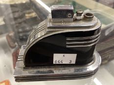 Collectables: Cigarette lighters, Ronson Touch Tip c1935 chrome and black enamelled metal lighter.