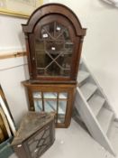 Early 19th cent. Small astragal glazed mahogany corner cupboard. 22ins. x 17¾ins. Oak corner