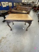 Late 19th/early 20th cent. Oak side table of good quality with stylised classical figures to the