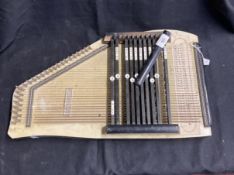 Musical Instruments: Early 20th cent. Table Top Zither.