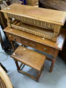 20th cent. Oak one drawer side table on barley twist legs with a central carved decoration to the