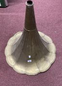 20th cent. Brass gramophone horn. 25ins.