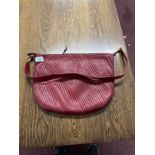 Fashion/Handbags: Gucci red leather shoulder bag horizontal stick design, leather lining, silk lined