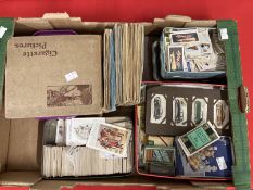 Cigarette Cards: Thousands of loose cards, some rare issues, two fully populated loose albums, ten