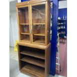 20th cent. Mahogany glazed top bookcase, two glass doors with three shelves above a glazed