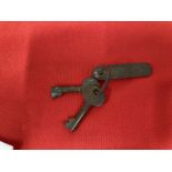 Militaria/Royal Navy: Set of three keys from the Battleship H.M.S. King George V, for door one of